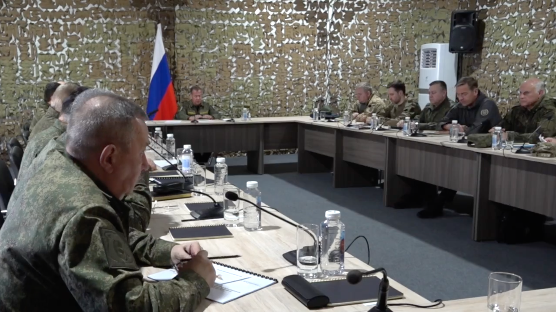 Медведев заявил о разработке в России вооружений без мировых аналогов