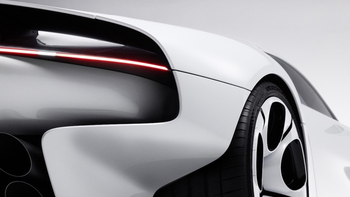 Porsche показала концепт суперкара Mission S с акцентом на физическое управление