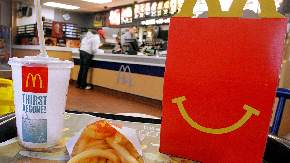 В США McDonald’s обвинили в координации цен с помощью ИИ