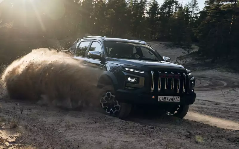 Во Владивостоке открылся первый российский центр клиентского опыта JAC