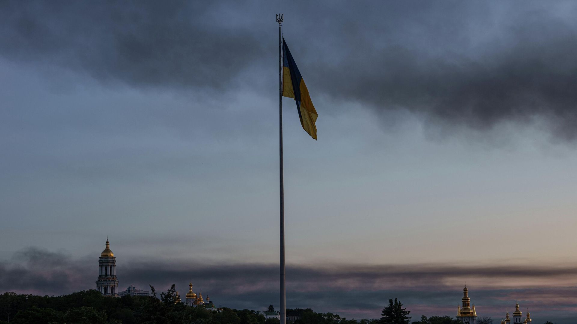 Илон Маск призвал Владимира Зеленского уйти в отставку