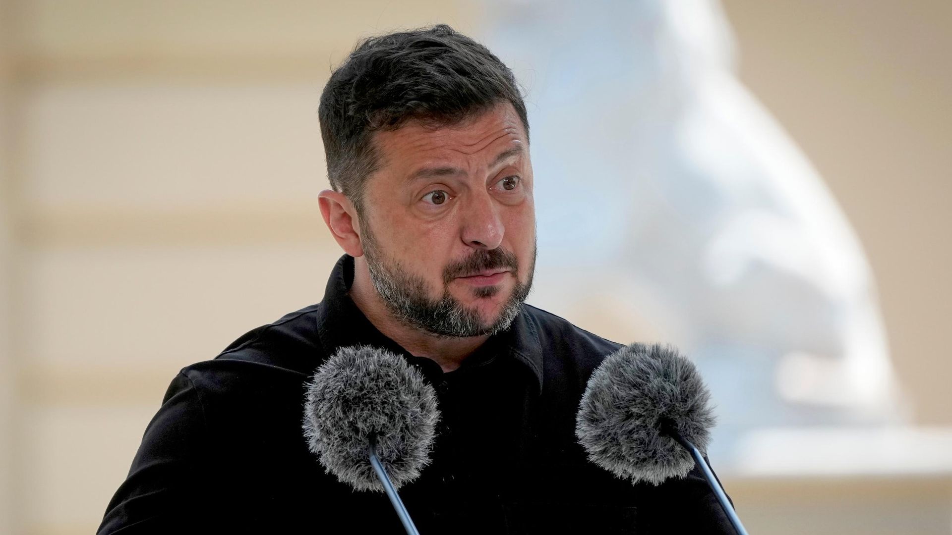 Зеленский заявил о готовности участвовать в выборах на Украине