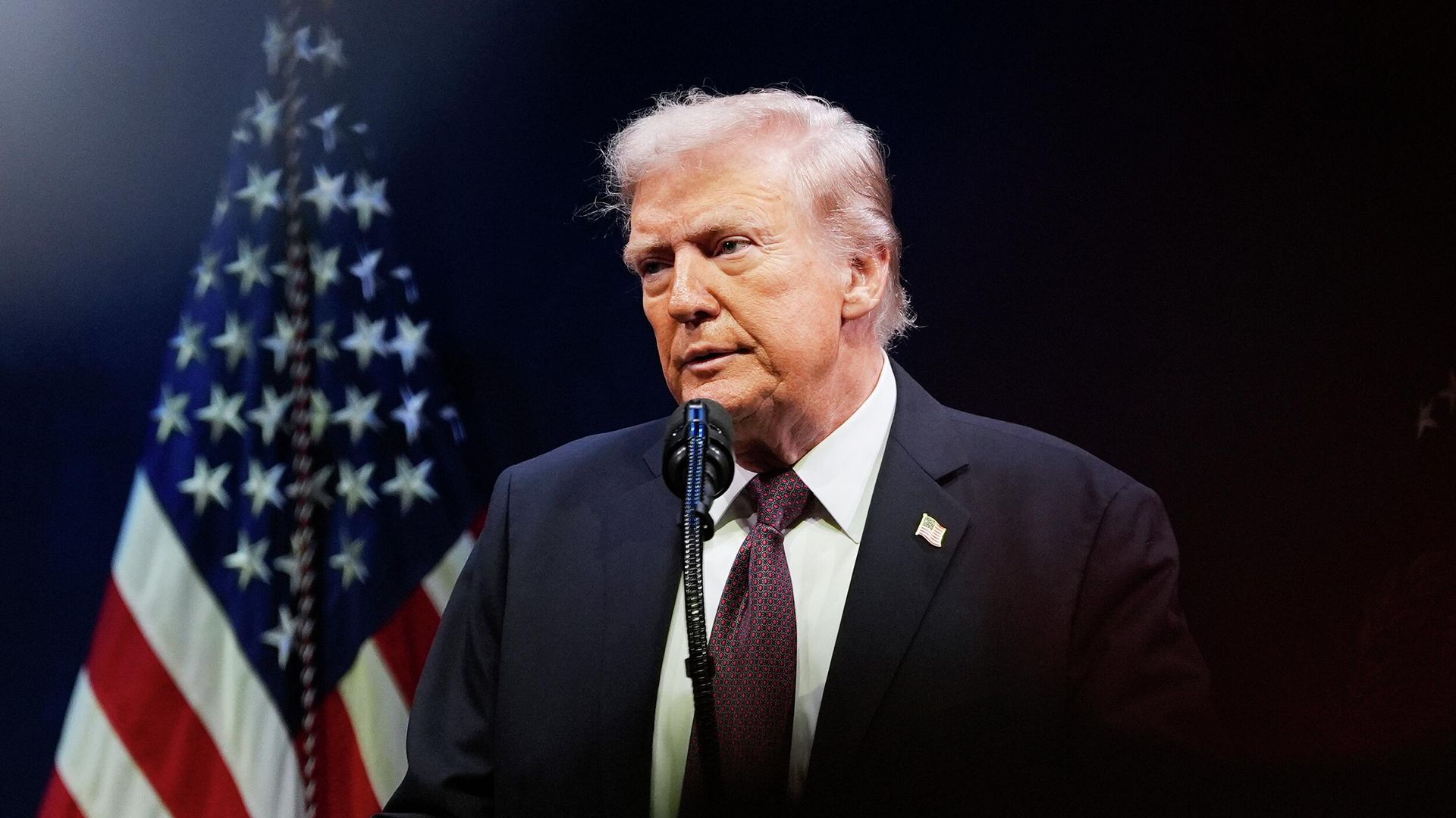 Трамп заявил о готовности к трехсторонней встрече с Путиным и Си Цзиньпином