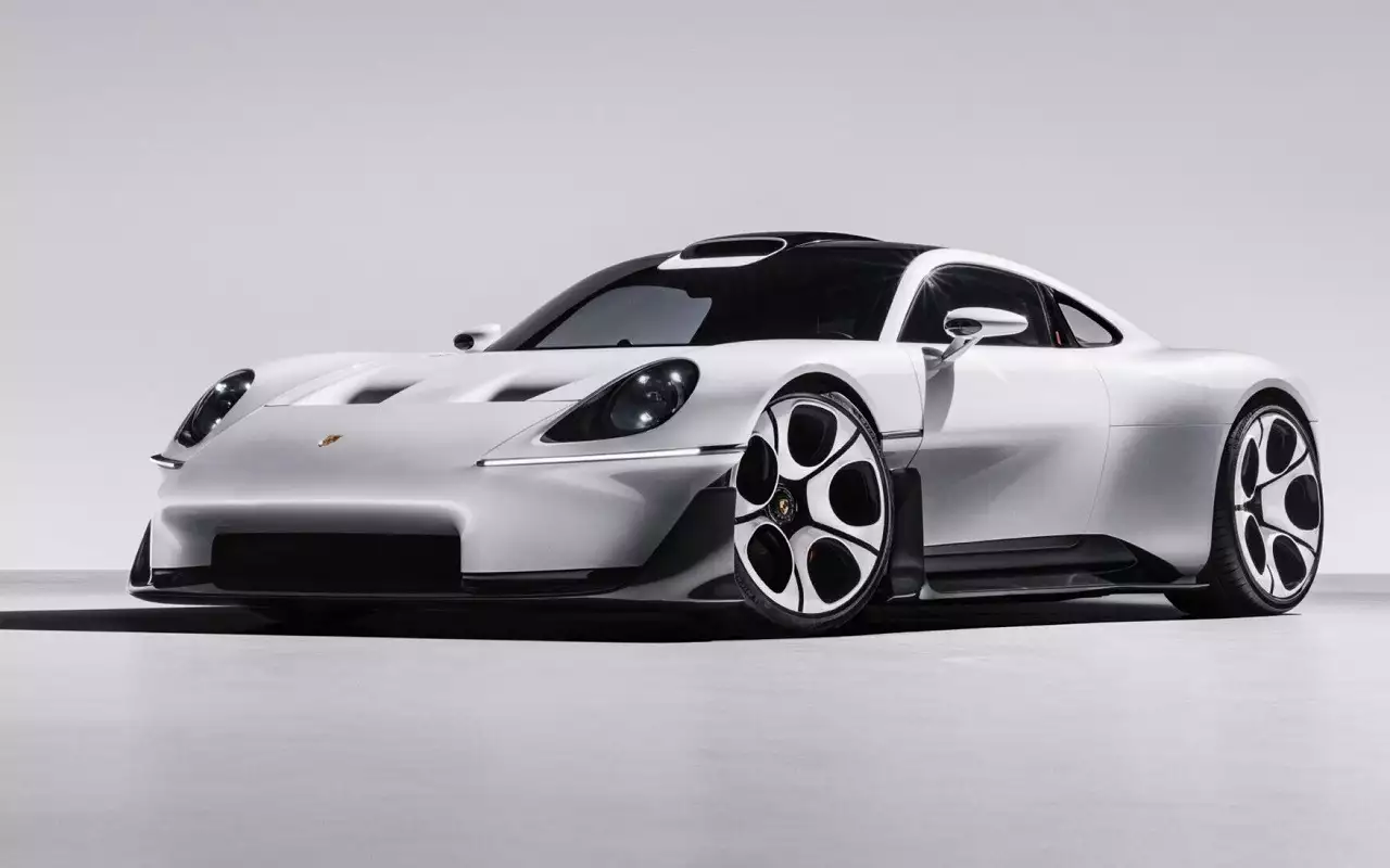 Porsche показала концепт среднемоторного суперкара Mission S