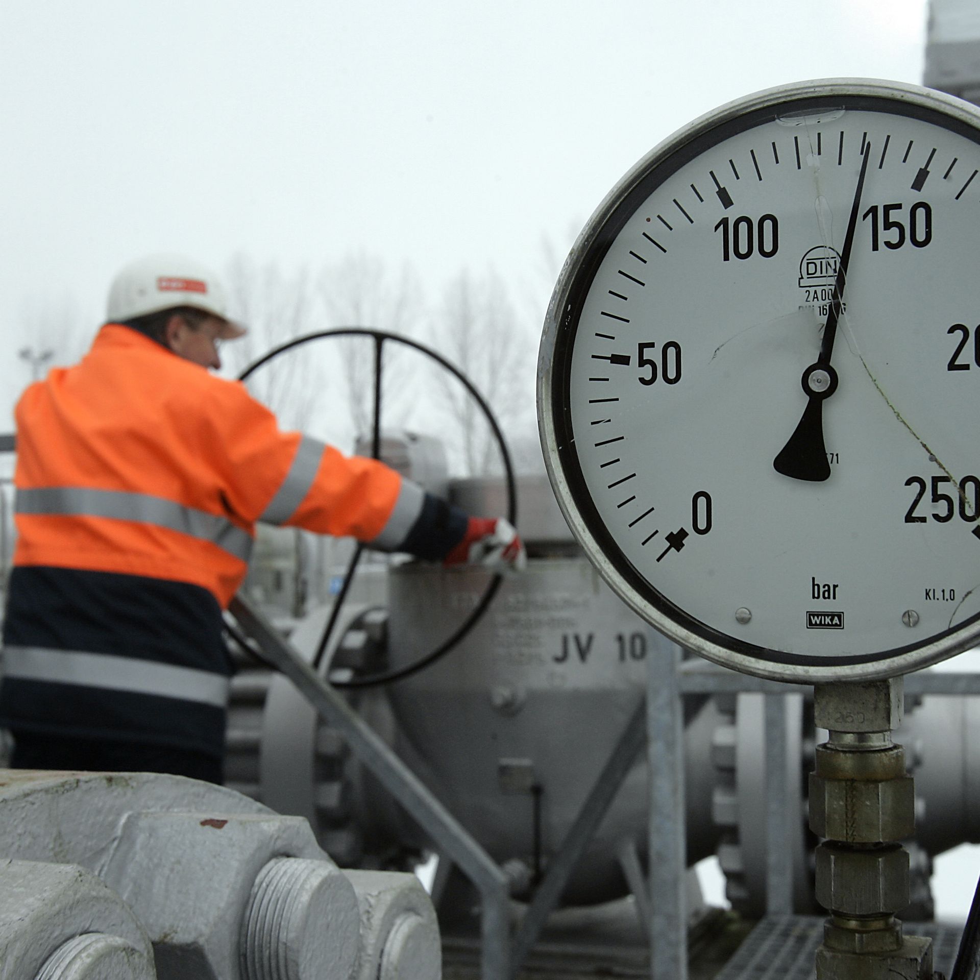 Цена газа в Европе превысила 1050 долларов за тысячу кубометров