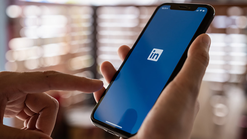LinkedIn добавила платные консультации, монетизацию видео и ленту без рекомендаций