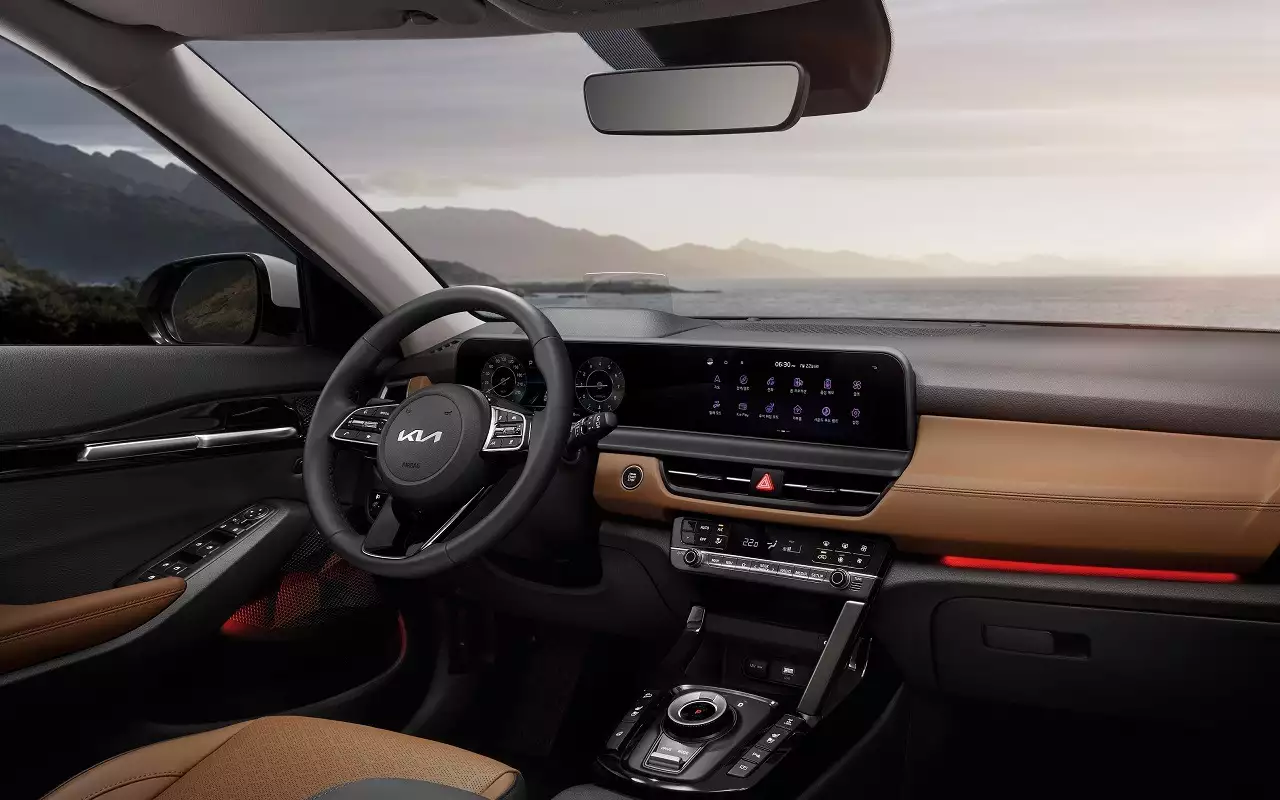 Новые Kia Seltos из Китая продают в России от 2 млн рублей