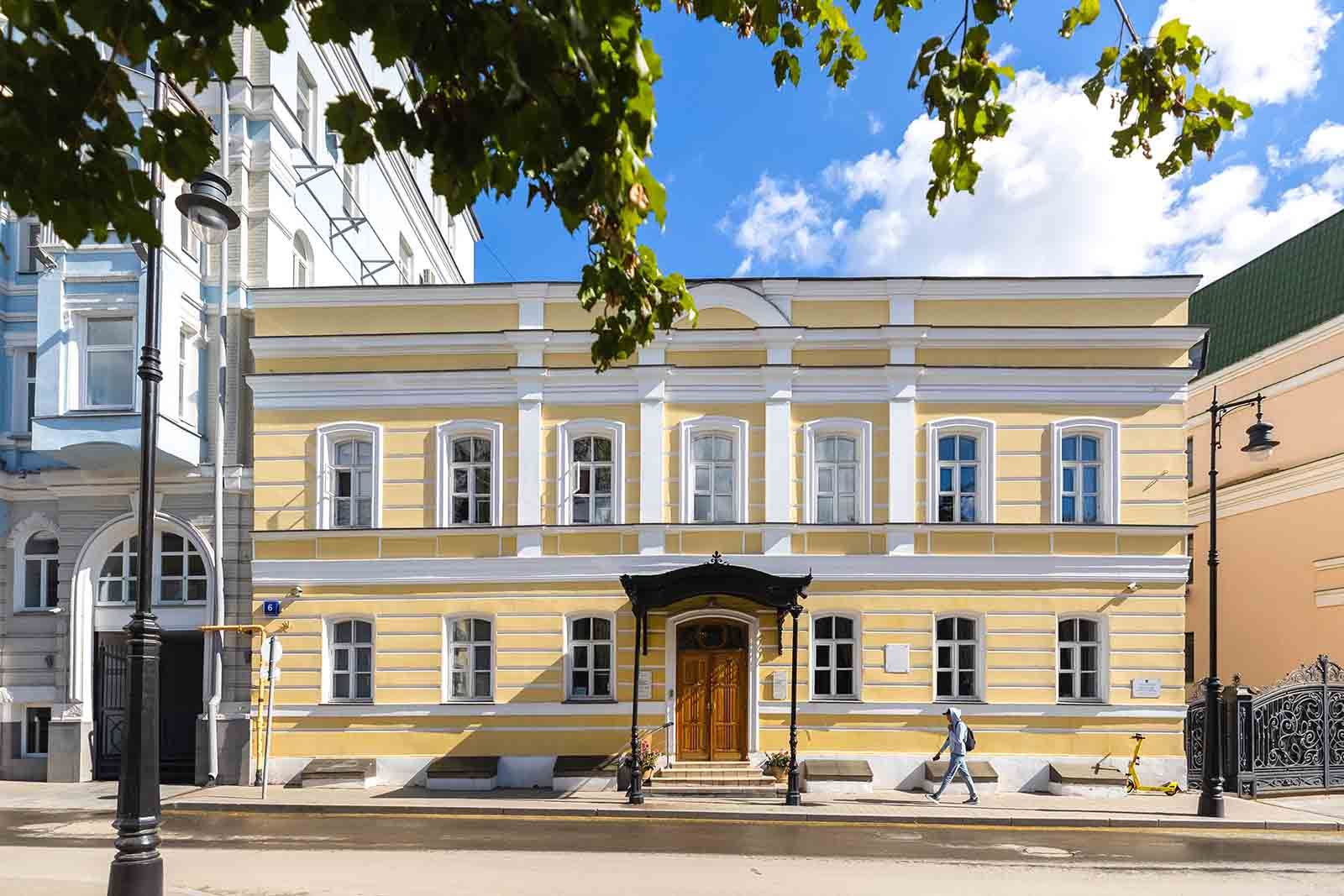 По следам Серебряного века: три литературные квартиры в Москве