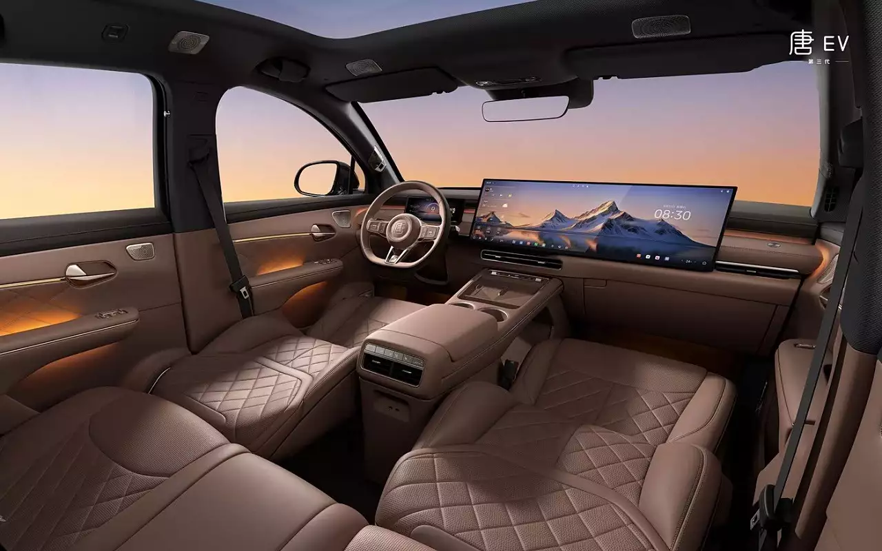 BYD показала интерфейс Giant Screen UI для нового электрического Tang