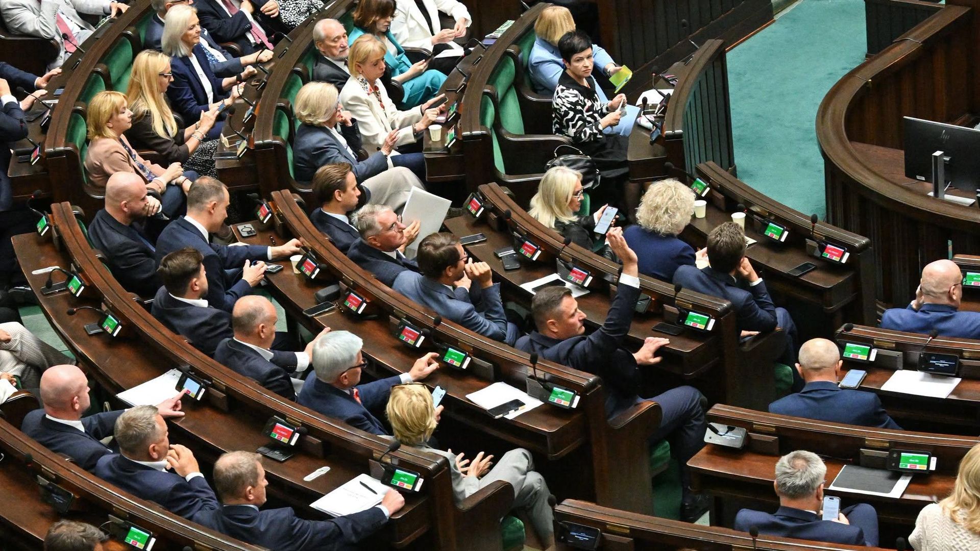 Министр фондов Польши заявила об уходе из правительства из-за разногласий в коалиции