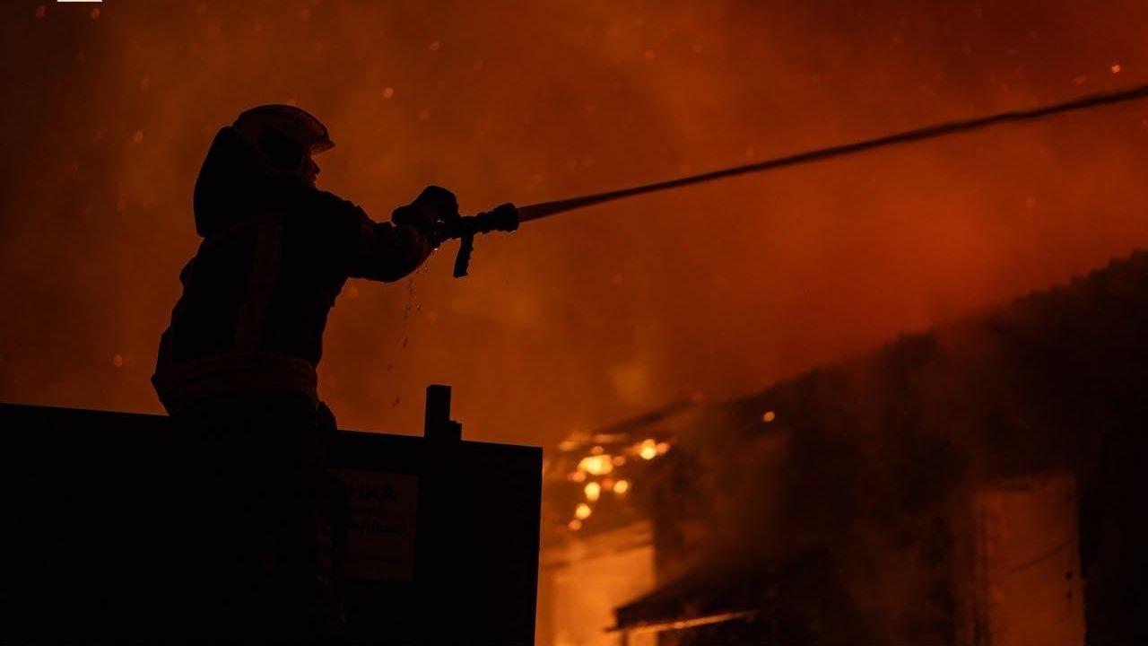 В Ровно на фоне воздушной тревоги прогремел взрыв