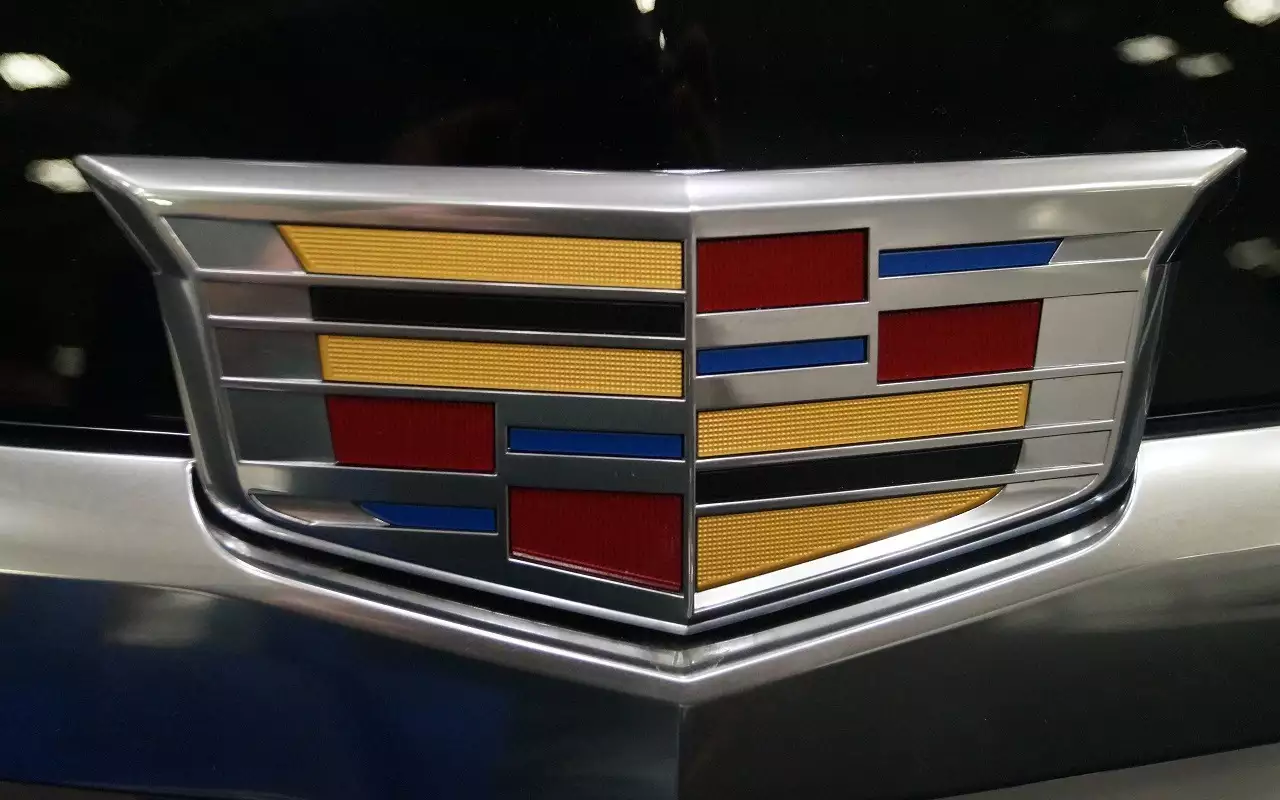 Cadillac может перейти к автомобилям без руля