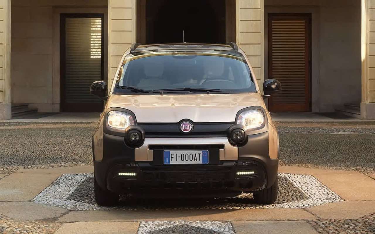 Fiat представил Pandina Tributo Autobianchi в честь 30-летия Y10