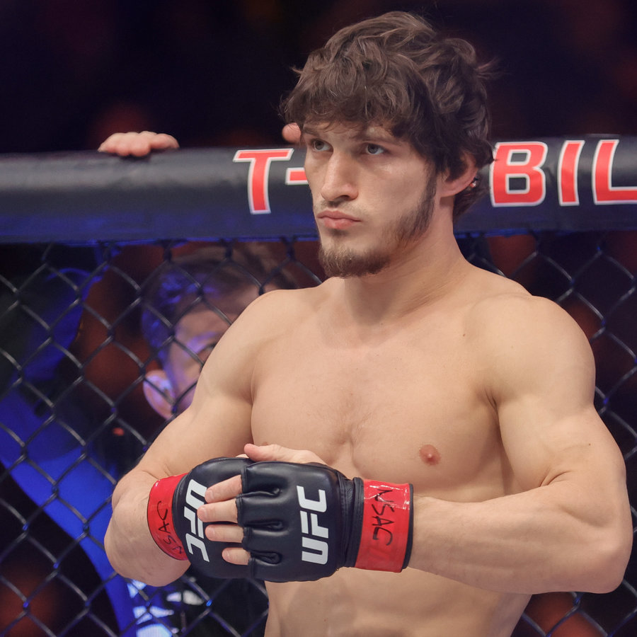 UFC 333 в Абу-Даби: Волкановски встретится с Евлоевым, Ян — с Двалишвили