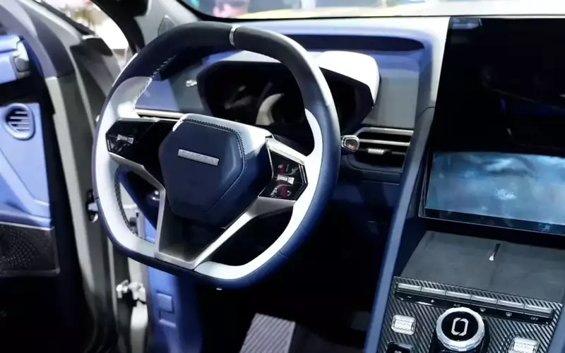 Omoda представила новый кроссовер X с дорожным просветом 200 мм