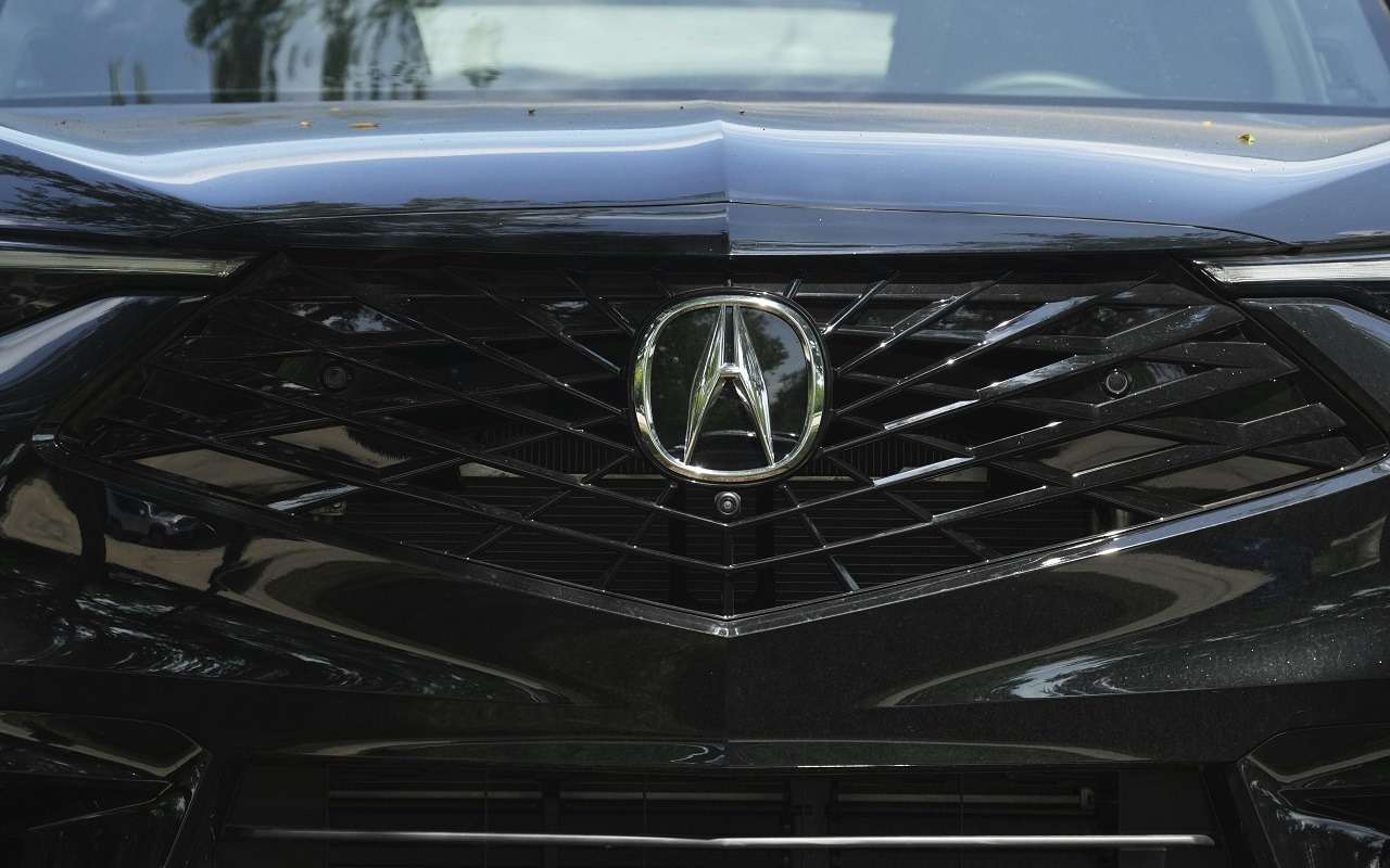 Acura анонсировала три новые модели и гибридные силовые установки