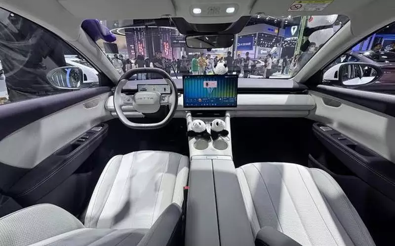 FAW-Volkswagen представила электроседан Jetta M6 в Китае