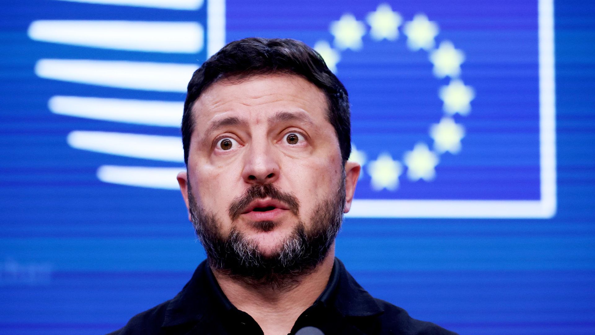 Economist: критика Зеленского в адрес Трампа может ослабить позиции Украины