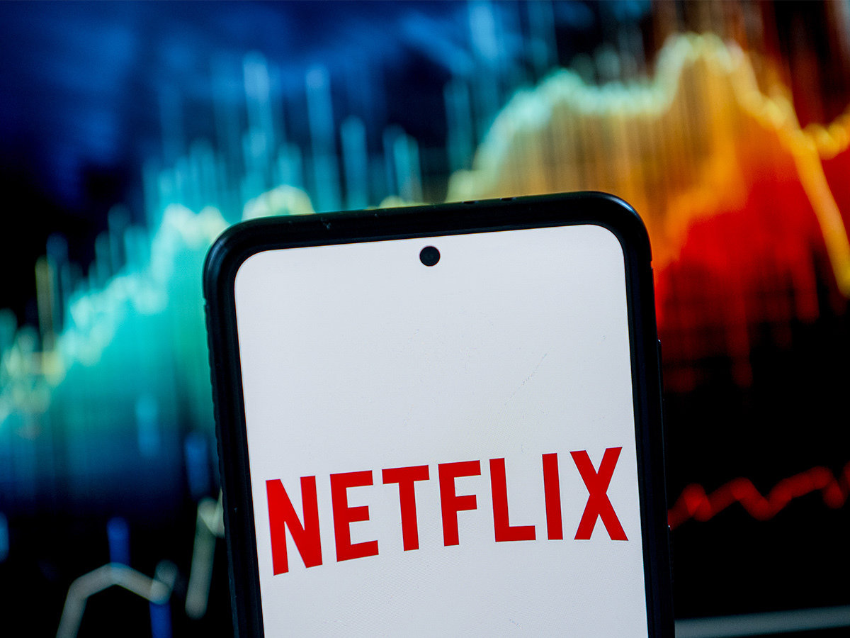 Netflix сократит около 1000 сотрудников