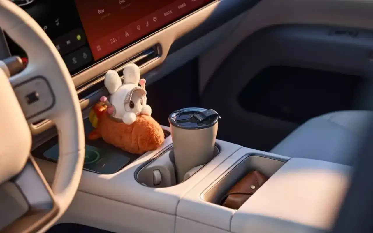 Li Auto представила обновлённый электрокроссовер i6 2026 года