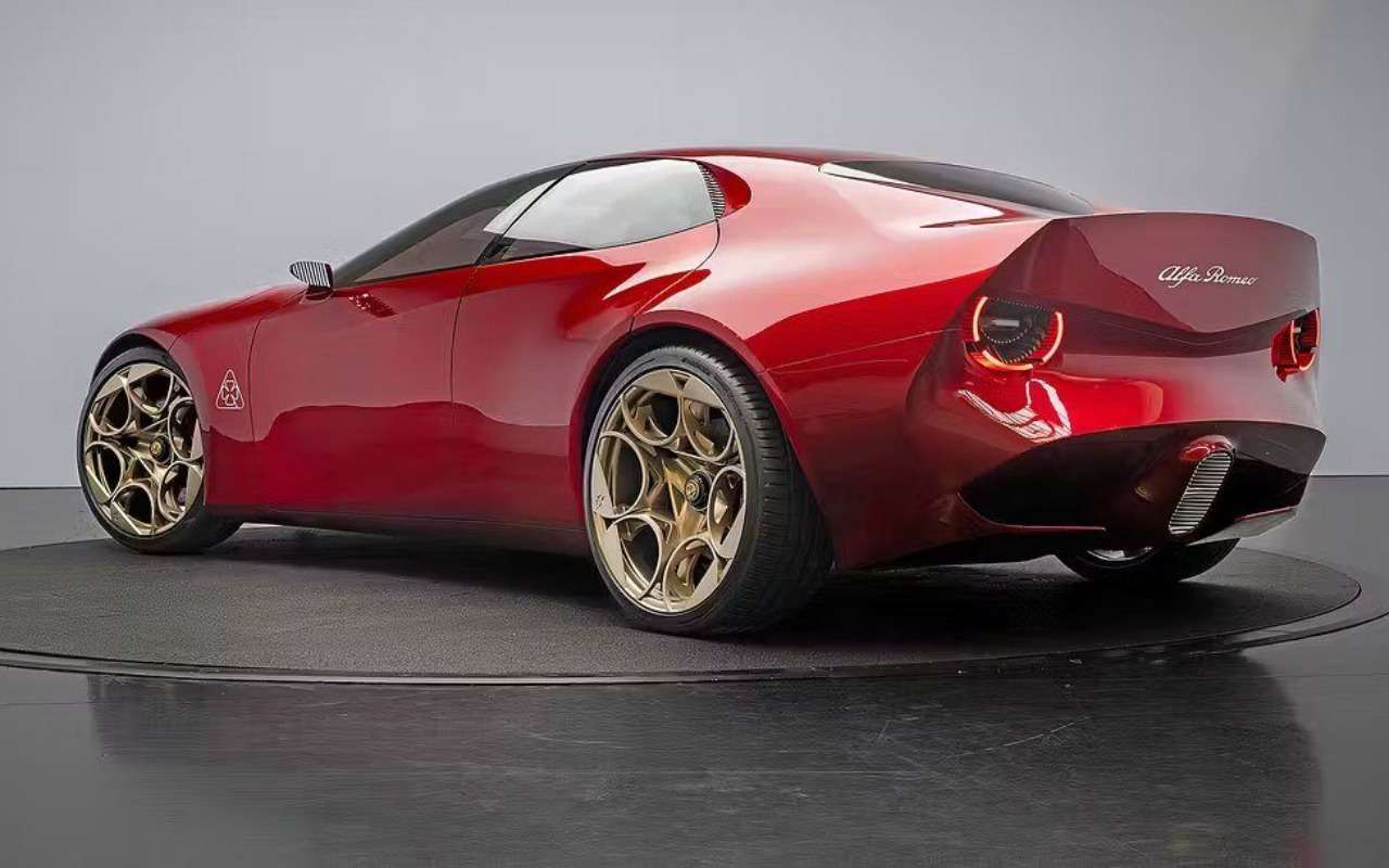 Alfa Romeo представила концепт четырехместного купе Cuorerosso