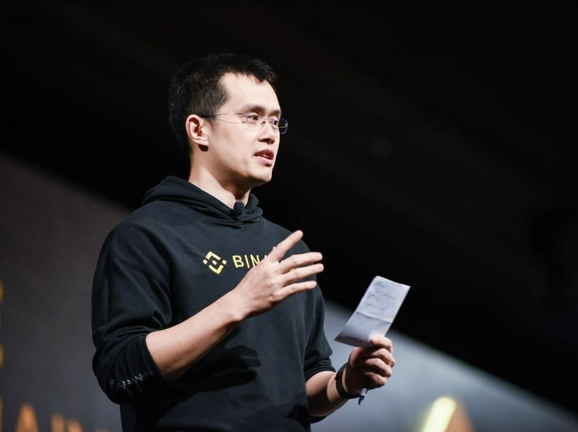 Binance заморозила активы на сумму более 2,5 млрд долларов