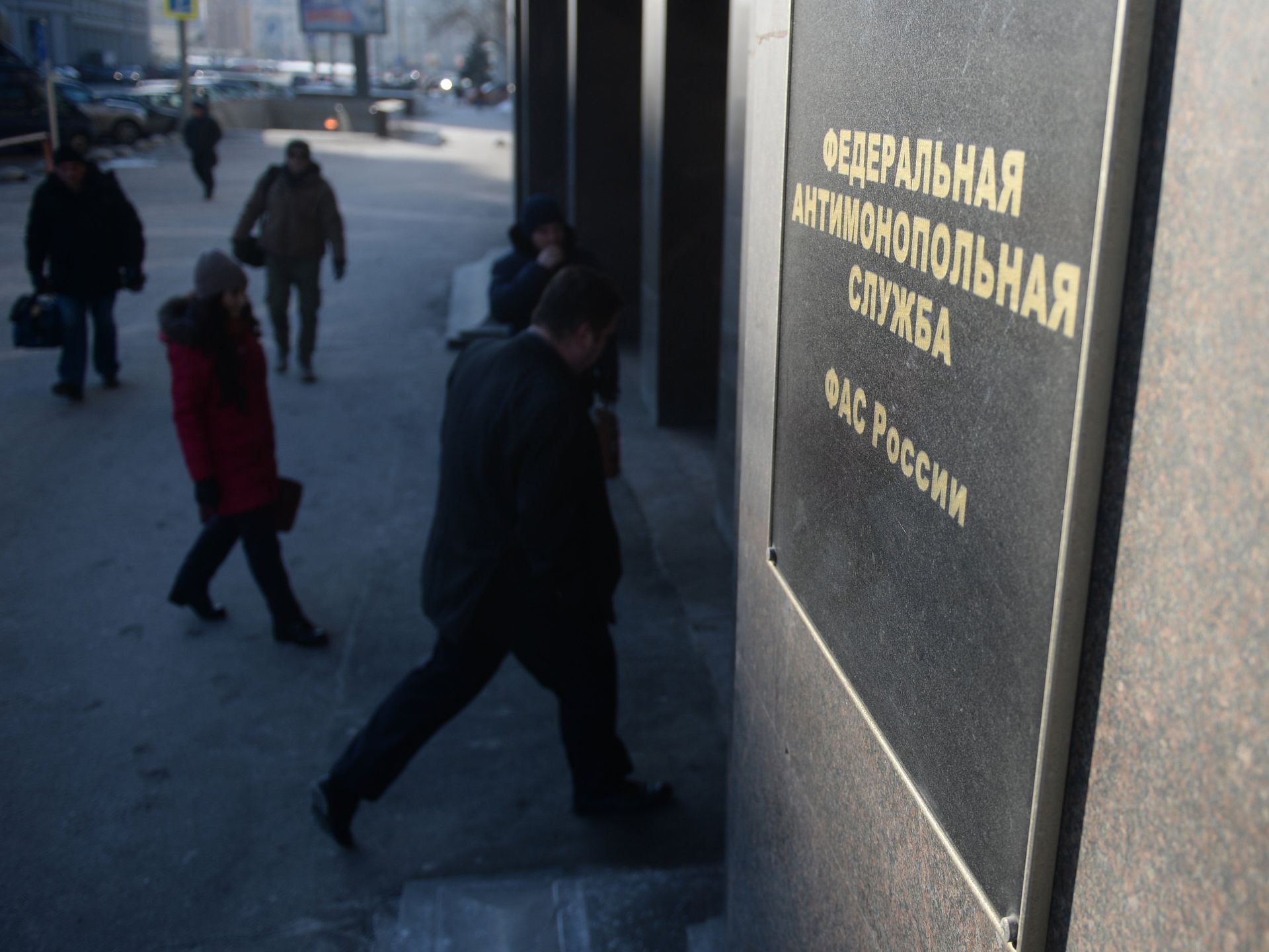 ФАС продолжит добиваться повышения штрафов для банков за нарушения в рекламе