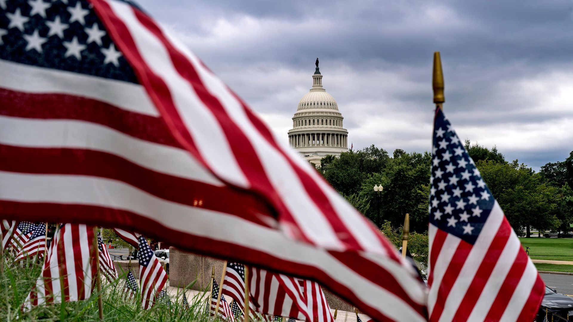 США шесть раз просили Украину прекратить удары по российским НПЗ