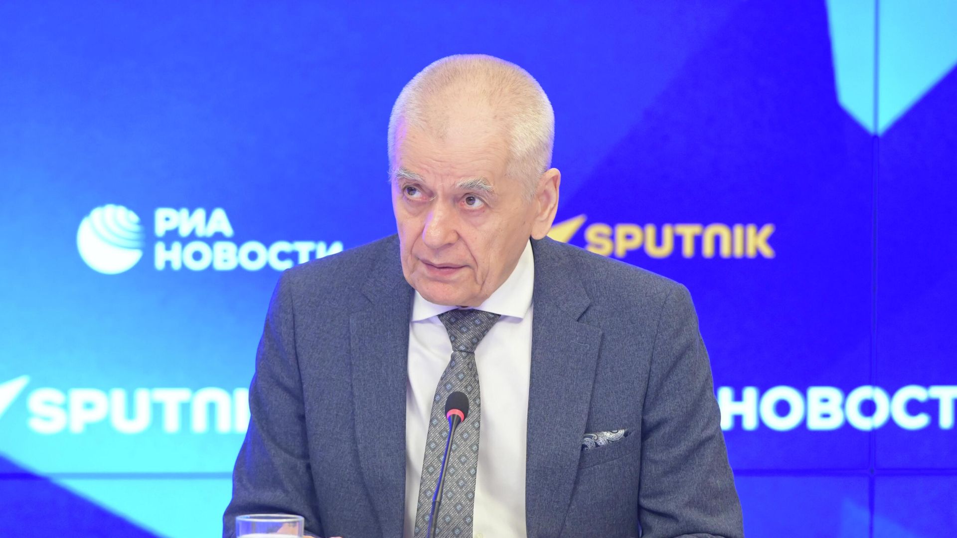 Роспотребнадзор запросил у СМИ данные о случаях вируса Коксаки в детсадах