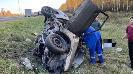 В Набережных Челнах возбудили дело после столкновения автобуса с «Москвичом»
