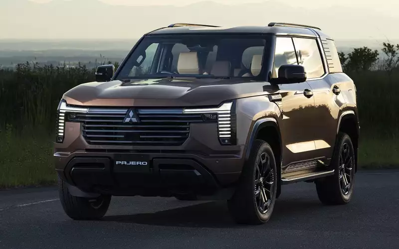 Новый Mitsubishi Pajero подготовили к старту продаж в Японии