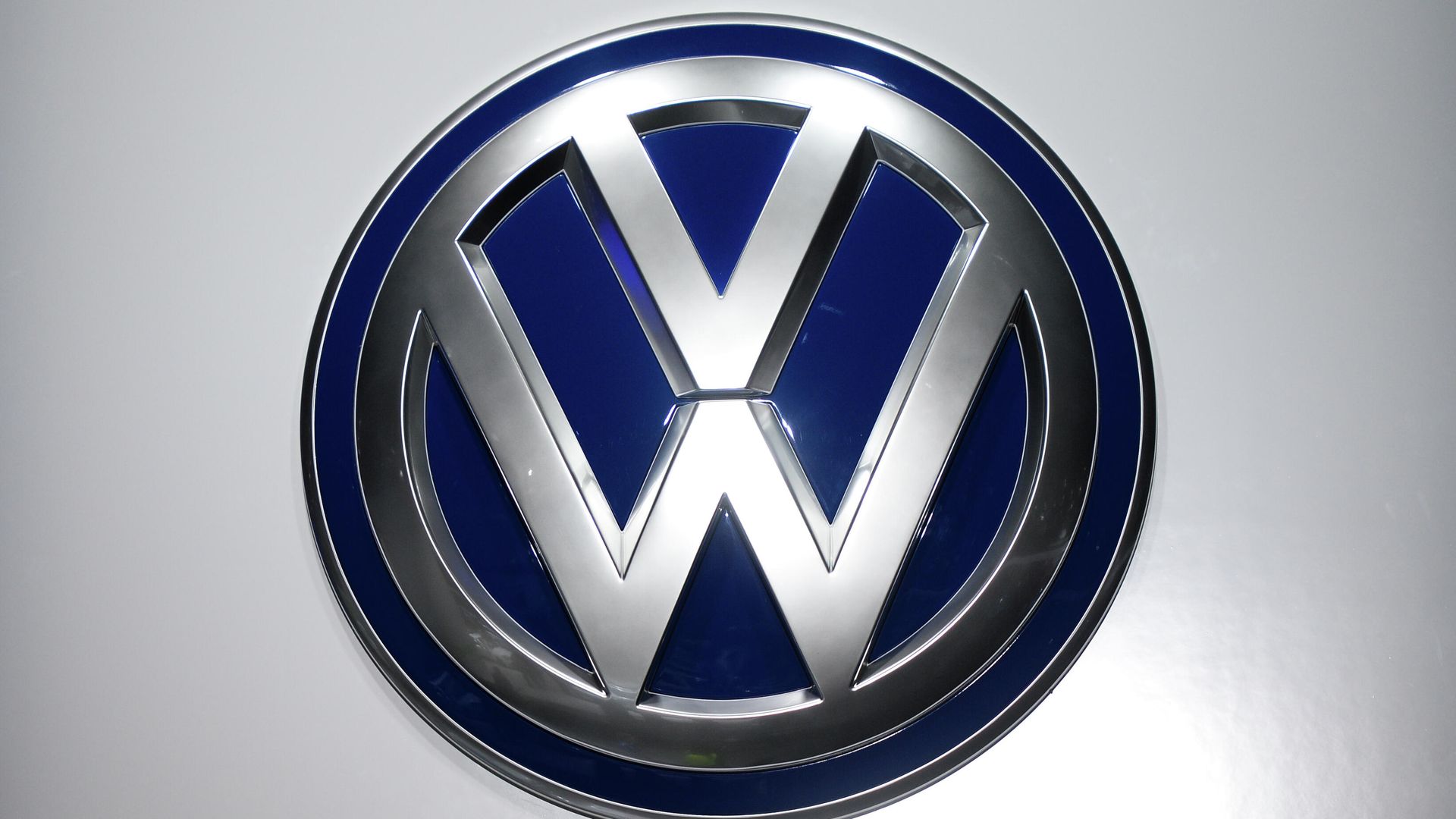 Volkswagen отзывает почти 73 тысячи электромобилей из-за дефекта аккумуляторов
