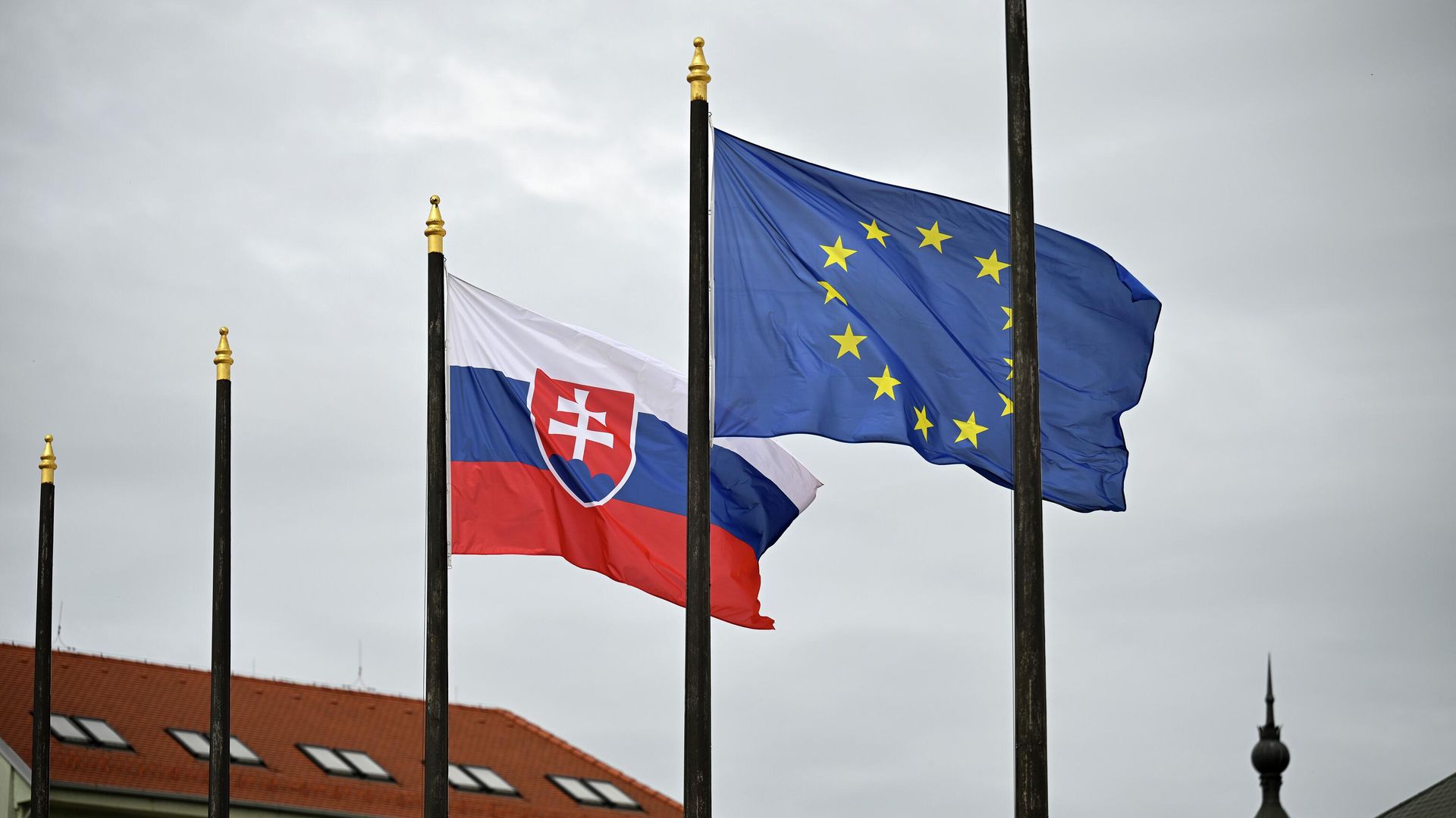 Госдолг Словакии впервые достиг 84 млрд евро