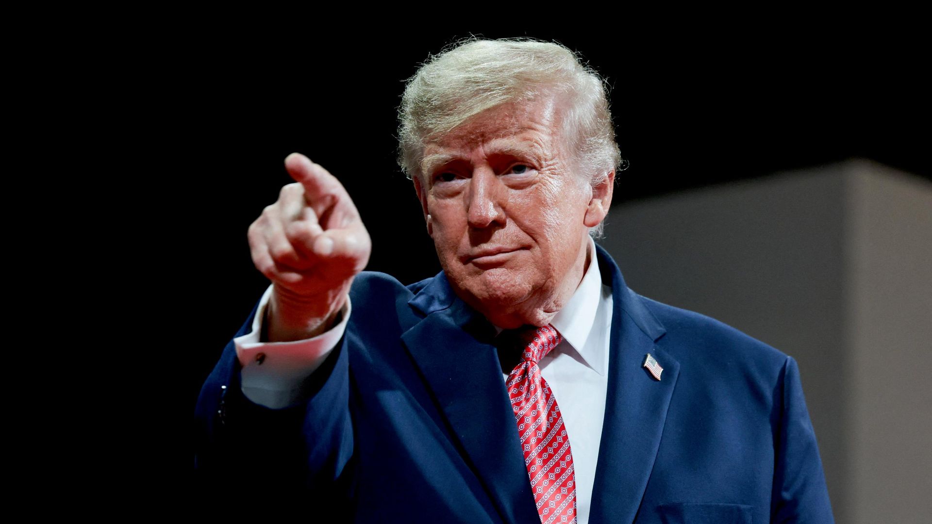 Трамп опубликовал карту Гренландии с изображением американской авиабазы