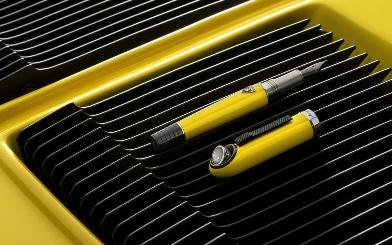 Montegrappa выпустила ручки в честь Lamborghini Miura