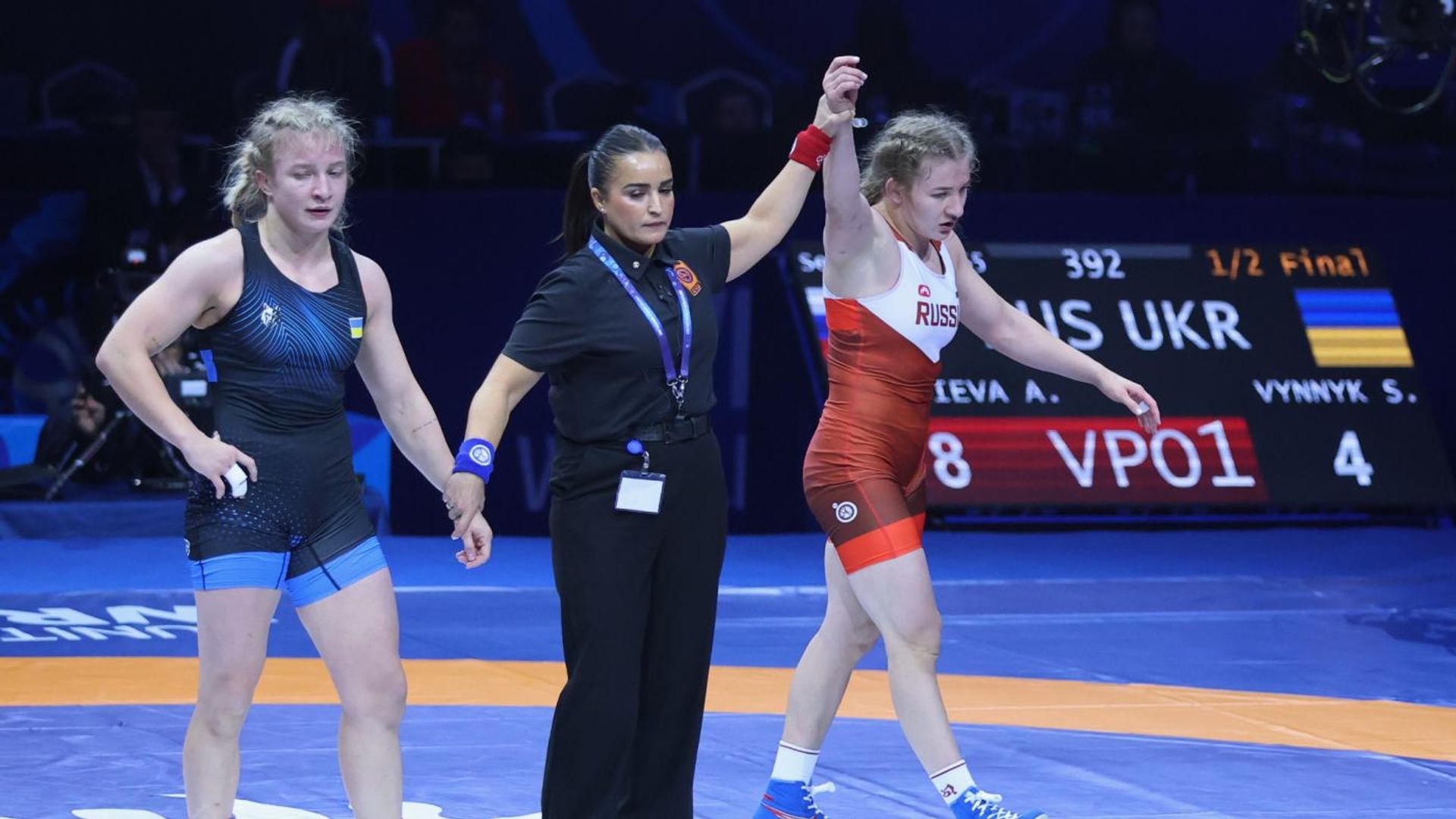 Алина Касабиева вышла в финал чемпионата мира по борьбе