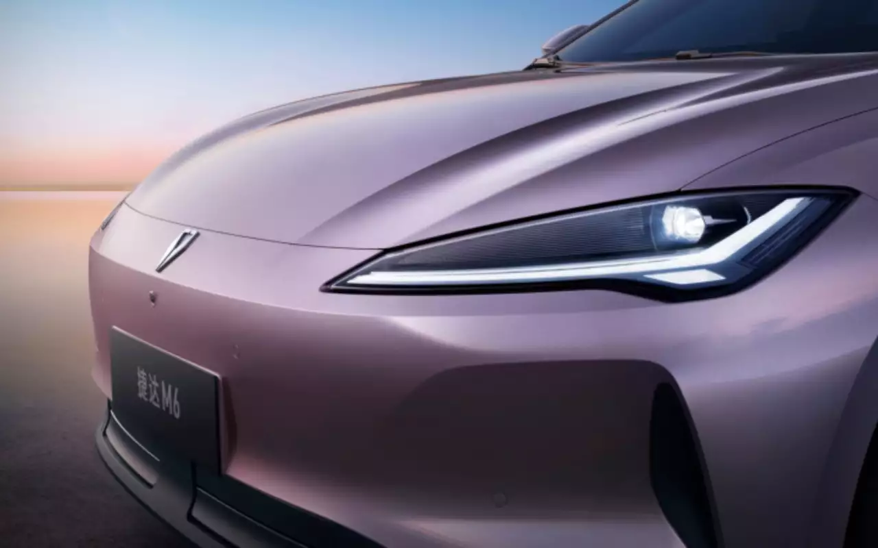 В Китае начались продажи электрического седана Jetta M6