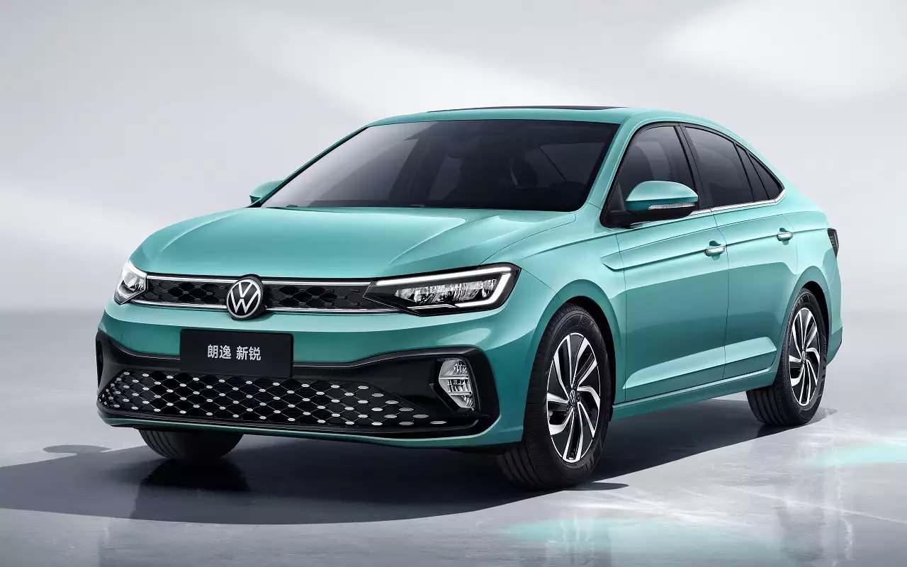 Volkswagen Lavida XR из Китая начали предлагать в России от 1,5 млн рублей