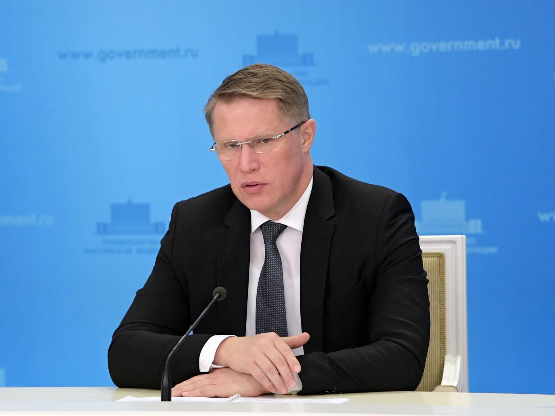Мурашко сообщил об обновлении состава вакцины от гриппа