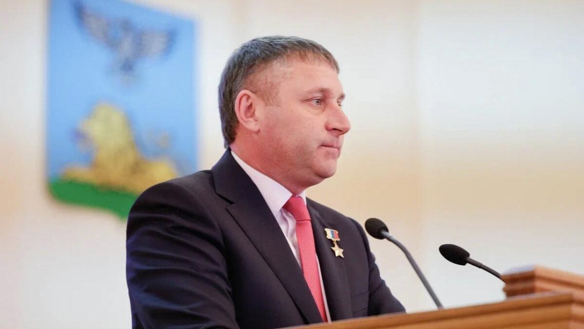 Четыре человека пострадали при атаках дронов в Белгородской области
