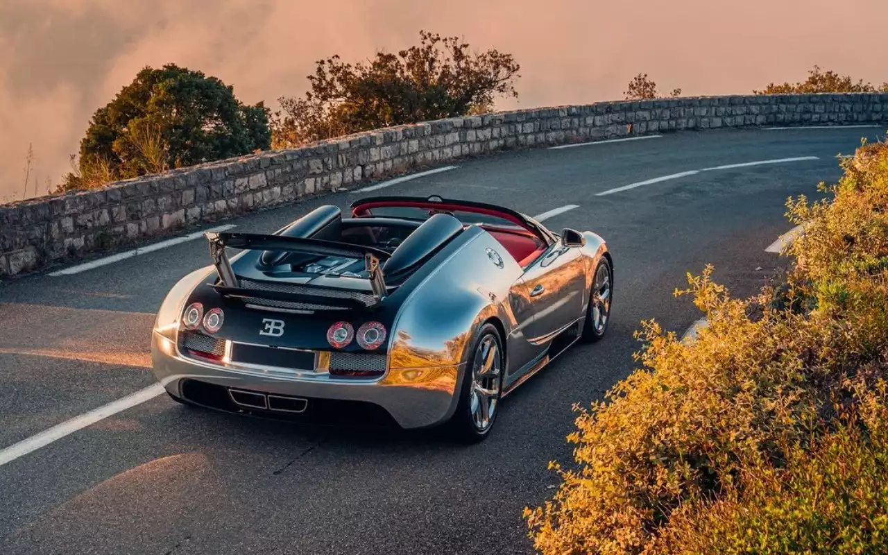 Уникальный Bugatti Veyron с кузовом из полированного алюминия вернулся в Мольсхайм