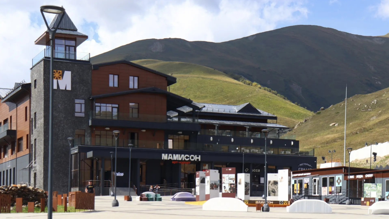 Курорты Эльбрус и Мамисон получили награды SKI BUSINESS AWARD