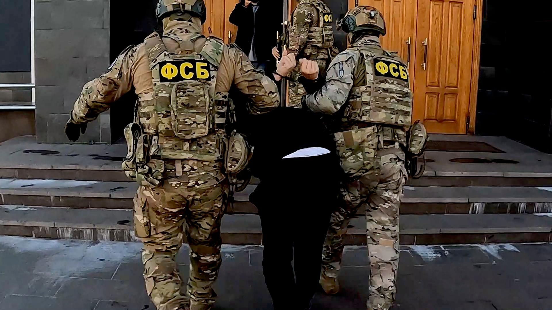 ФСБ сообщила о задержании жителя Севастополя за передачу данных о кораблях ЧФ