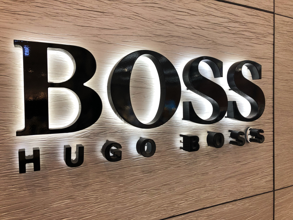 Frasers Group получила контроль над Hugo Boss, увеличив долю до 50,08%
