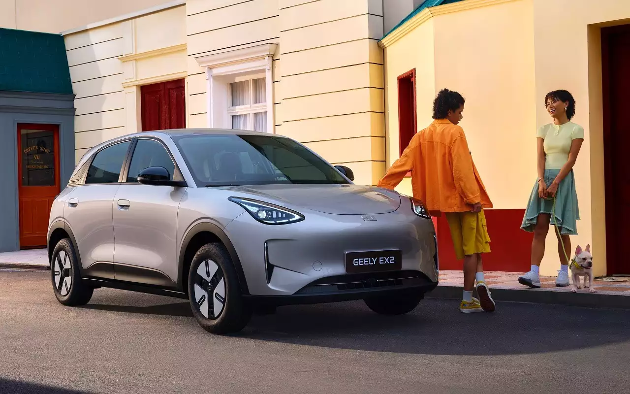 Geely EX2 подтвердили для российского рынка