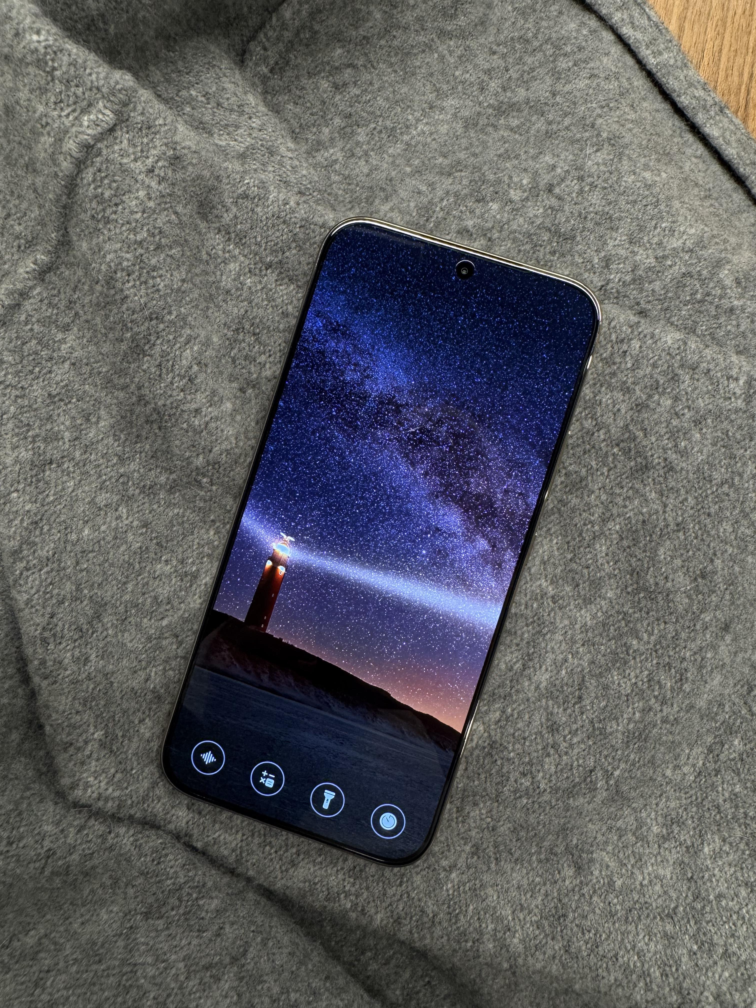 HONOR X9e Pro в редакторском ритме: автономность, камера и защита