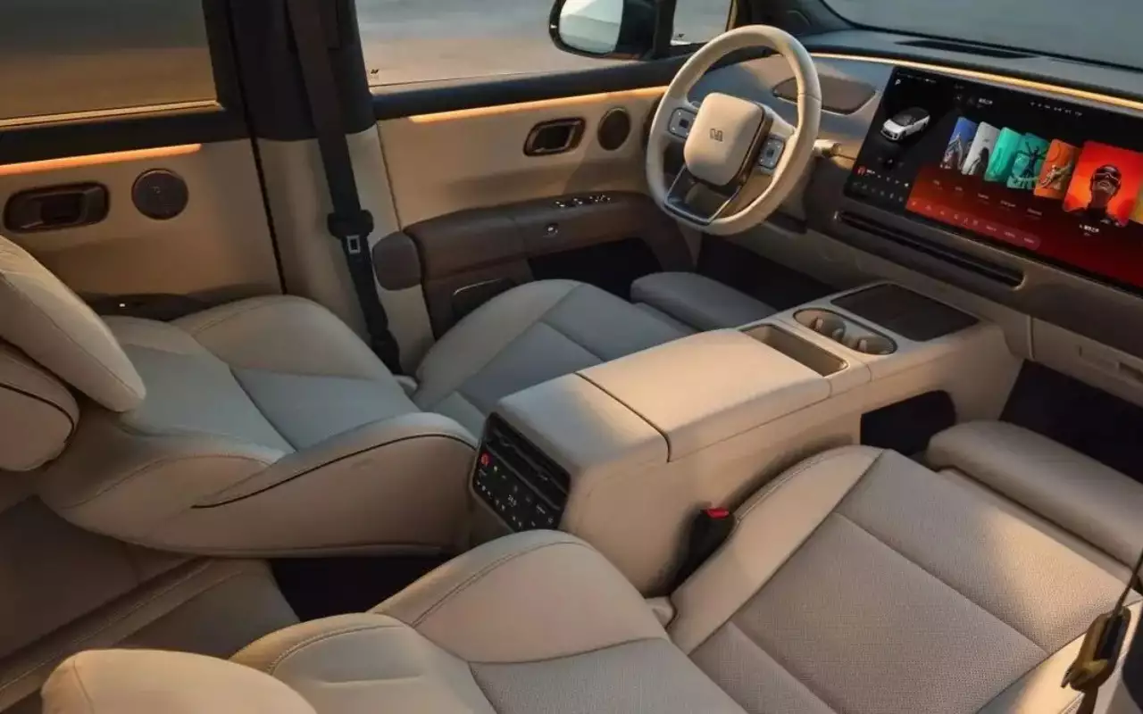 Li Auto представила обновлённый электрокроссовер i6 2026 года