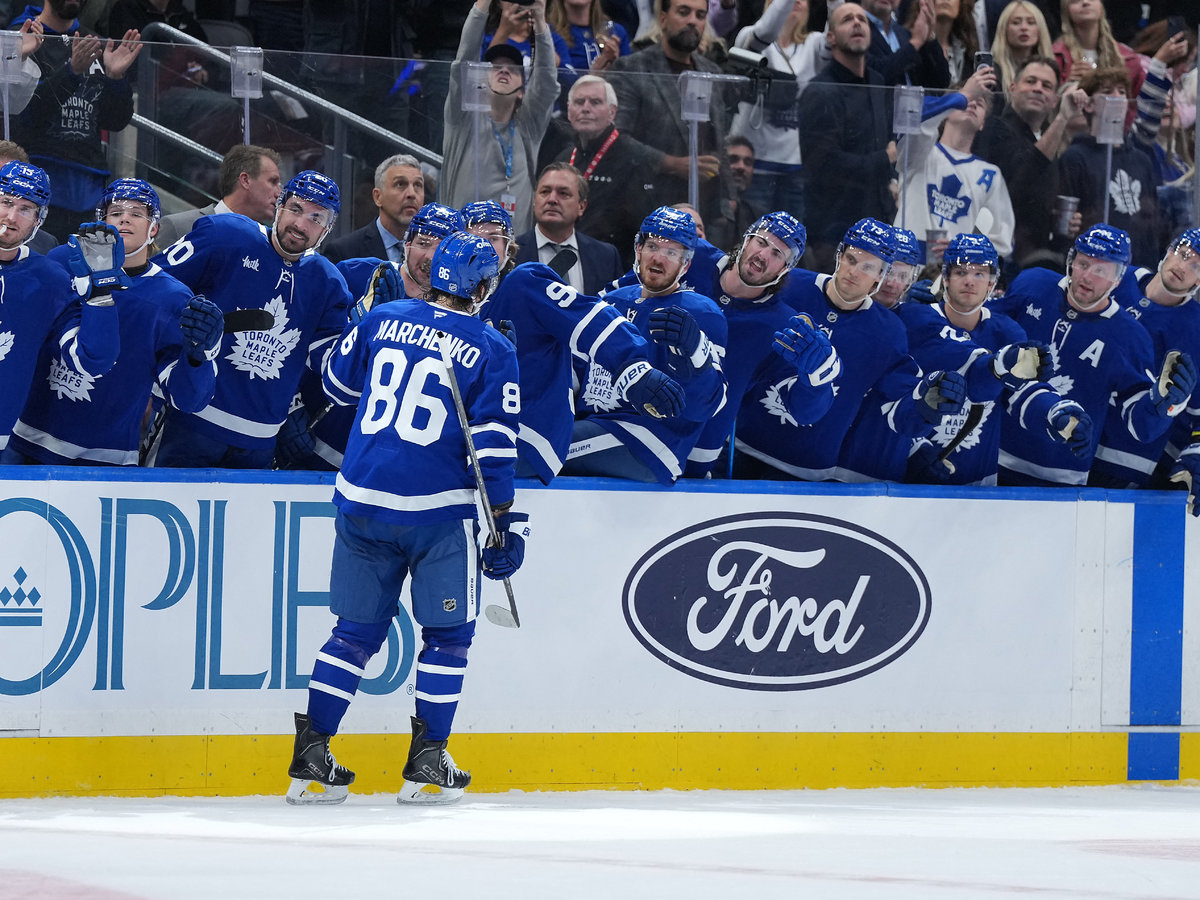 Кирилл Марченко оформил хет-трик в матче «Торонто» с «Баффало»