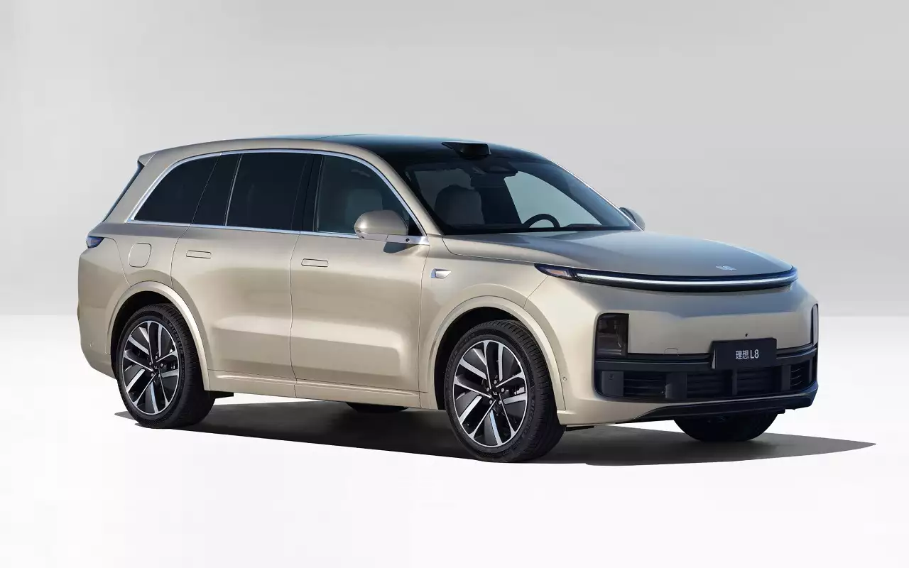 Li Auto завершила сертификацию кроссовера L8 для России