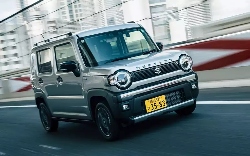 Suzuki Hustler из Японии предложили во Владивостоке дешевле LADA Granta